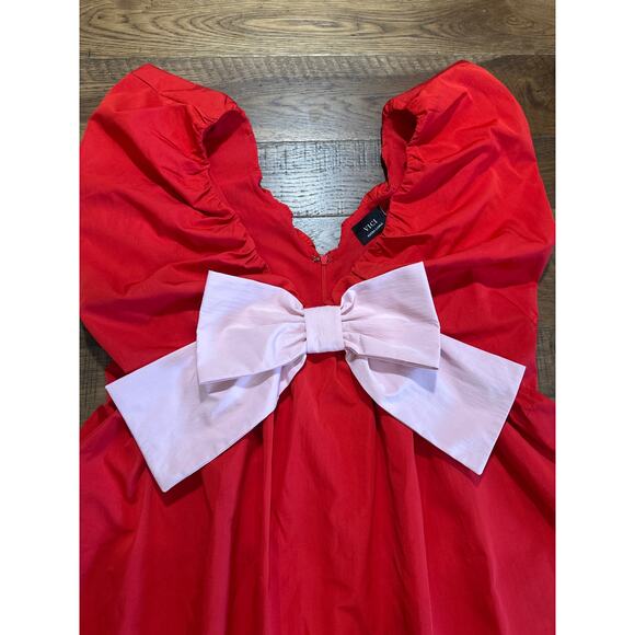 Vici Dress with Bow and Pockets - Picture 2 of 6